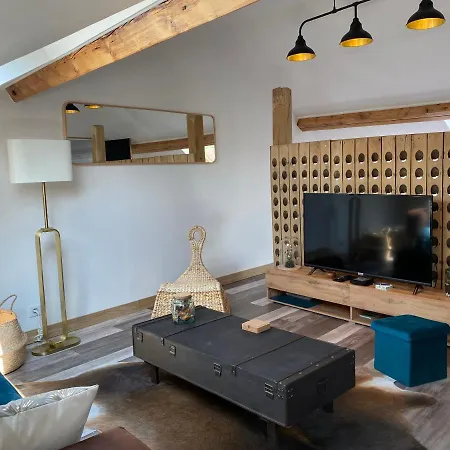 A La Tete De Cheval Apartment Epernay